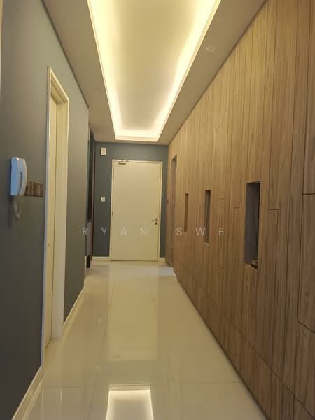 Kondominium untuk Dijual di Le Yuan Residence - Ryan Swe - Corridor - PropertyGuru.com.my