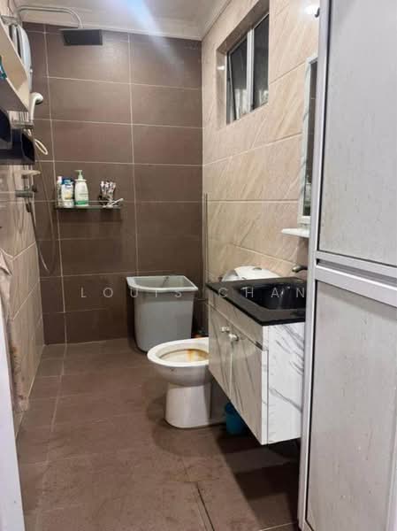Rumah Teres 2 Tingkat untuk Dijual di Taman Pendamar Indah 2 (Klang) - Louis Chan - Bathroom - PropertyGuru.com.my