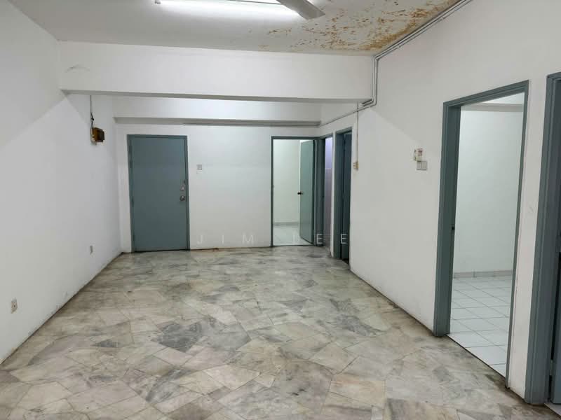 Rumah Flat untuk Disewa di Kuchai Entrepreneurs Park - Jim Lee - Dining area - PropertyGuru.com.my