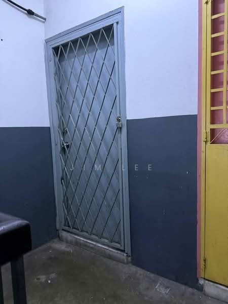 Rumah Flat untuk Disewa di Kuchai Entrepreneurs Park - Jim Lee - Entrance - PropertyGuru.com.my