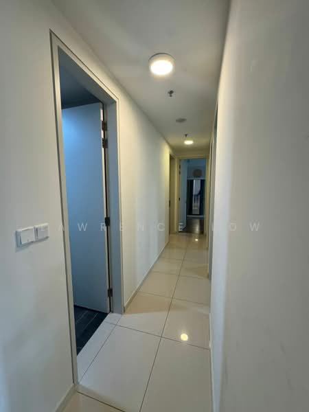 Servis Apartment untuk Disewa di Sunway Avila Residences - Lawrence Low - Corridor - PropertyGuru.com.my