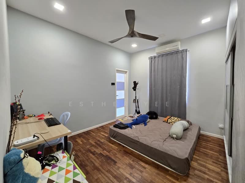 Semi-Detached House for Sale in Bukit Sungai Long (Kajang) - Esther Yee - Bedroom - PropertyGuru.com.my