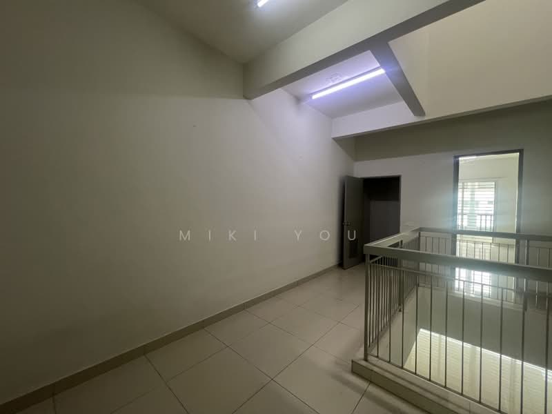 2-storey Terraced House for Rent in Kota Kemuning (Shah Alam) - Miki You - Corridor - PropertyGuru.com.my