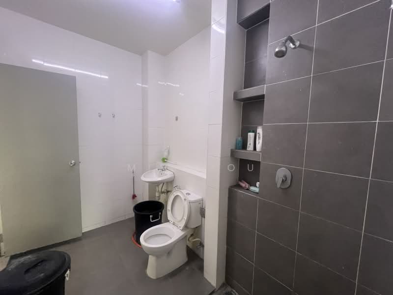 2-storey Terraced House for Rent in Kota Kemuning (Shah Alam) - Miki You - Bathroom - PropertyGuru.com.my