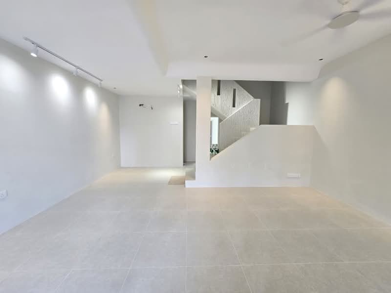 Terraced House for Sale in Bandar Baru Ampang (Ampang) - Esther Yee - Living Room - PropertyGuru.com.my
