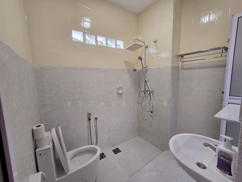 Terraced House for Sale in Bandar Baru Ampang (Ampang) - Esther Yee - Bathroom - PropertyGuru.com.my