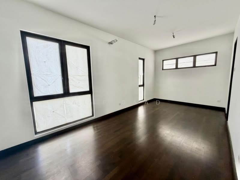 Bungalow for Sale in Kajang (Selangor) - Alif Saad - PropertyGuru.com.my