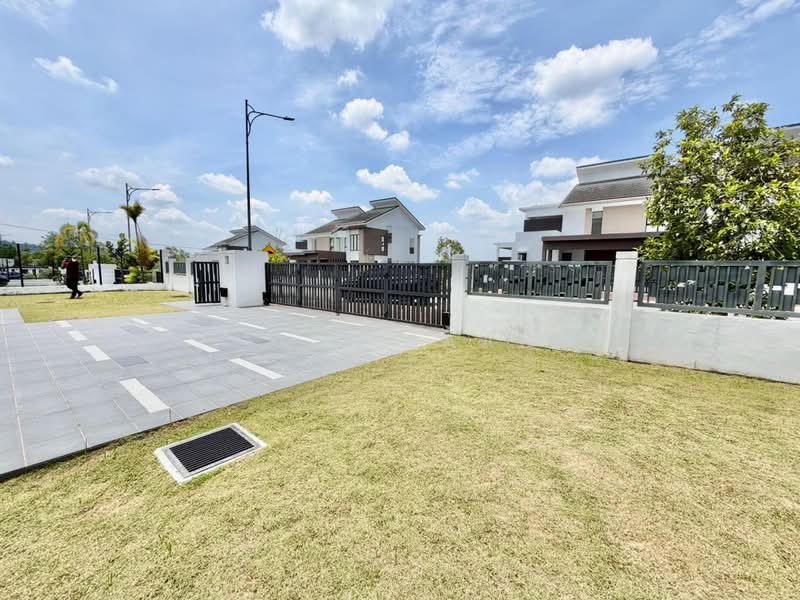 Bungalow for Sale in Kajang (Selangor) - Alif Saad - PropertyGuru.com.my