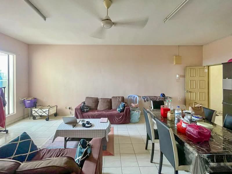 Kondominium untuk Dijual di Kondominium Kristal - Adam Bin Nizar - PropertyGuru.com.my