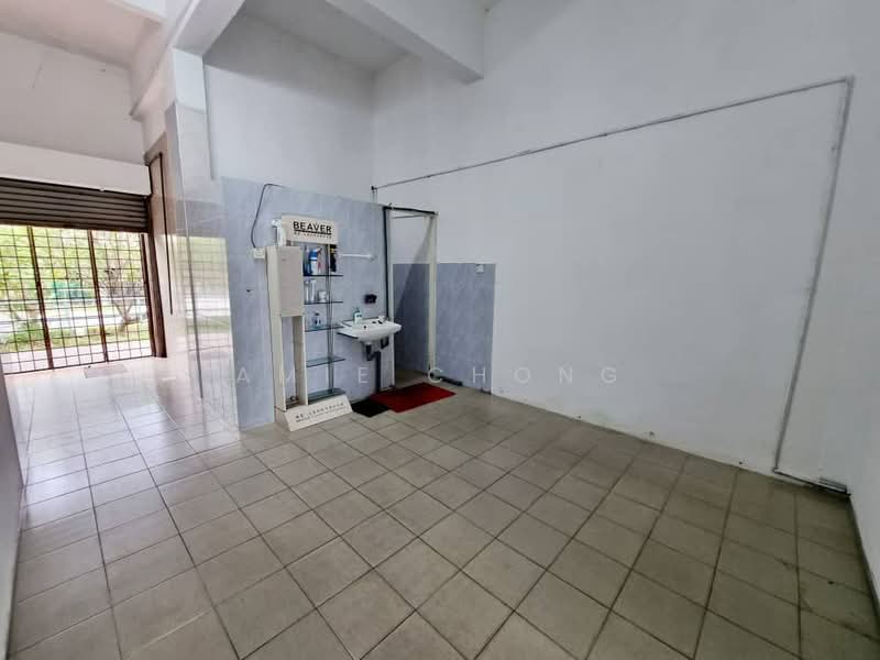 Shop for Sale in Bercham (Ipoh) - Amie Chong - Interior - PropertyGuru.com.my