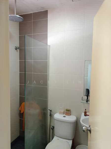 2-storey Terraced House for Sale in Kemuning Utama (Shah Alam) - Jacky Lin - Bathroom - PropertyGuru.com.my