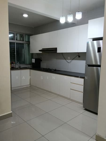 Servis Apartment untuk Disewa di Larkin Heights - Yap Sin Chen - Kitchen - PropertyGuru.com.my