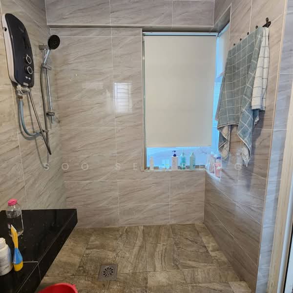 Service Residence for Rent at Ritze Perdana 1 - Soo See Beng - Bathroom - PropertyGuru.com.my