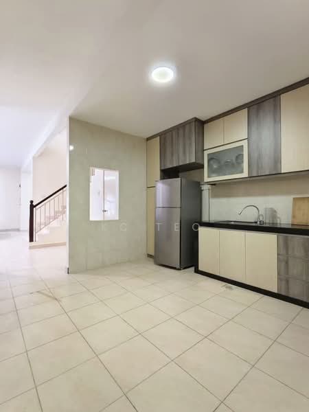 Rumah Kluster untuk Disewa di Austin Heights (Tebrau) - Kc Teo - Kitchen - PropertyGuru.com.my