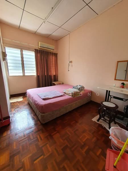 Rumah Teres 2 Tingkat untuk Dijual di Taman Bercham Jaya (Ipoh) - Amie Chong - Bedroom - PropertyGuru.com.my