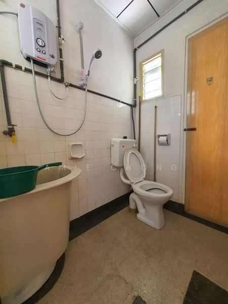 Rumah Teres 2 Tingkat untuk Dijual di Taman Bercham Jaya (Ipoh) - Amie Chong - Bathroom - PropertyGuru.com.my
