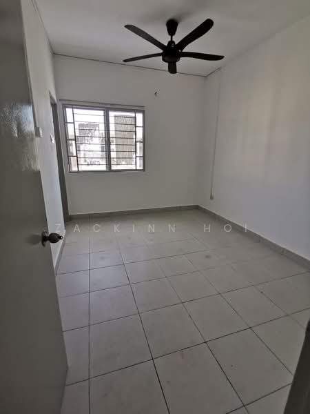 Pangsapuri untuk Dijual di Pangsapuri Akasia (Bandar Botanic) - Zackinn Hoi - PropertyGuru.com.my