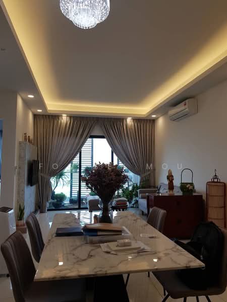 Kondominium untuk Dijual di Sky Condominium (Skyz Residence) - Foo Sek Mou - Dining Room - PropertyGuru.com.my