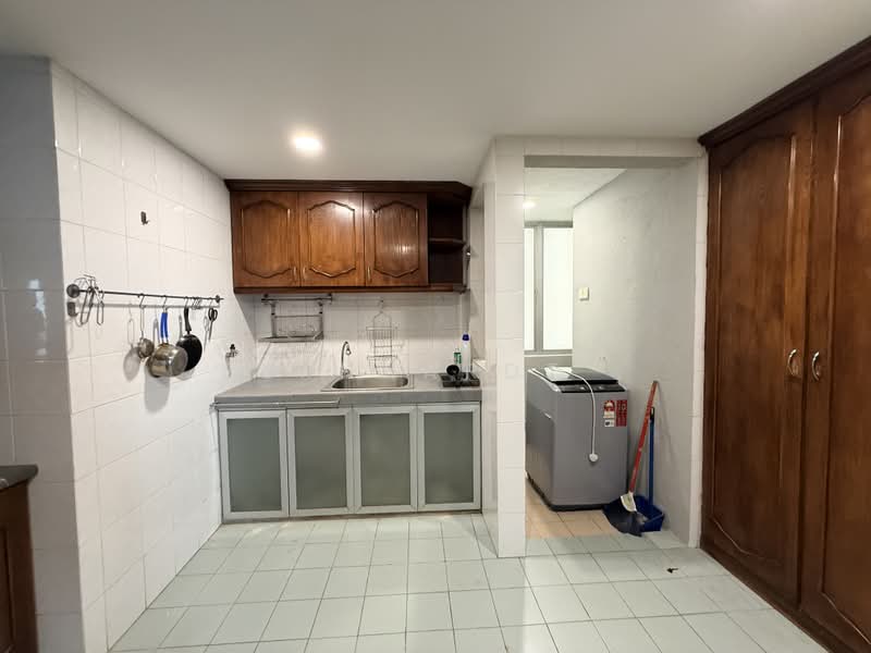Kondominium untuk Disewa di Pantai Panorama Condominiums - Bernhardt . - PropertyGuru.com.my