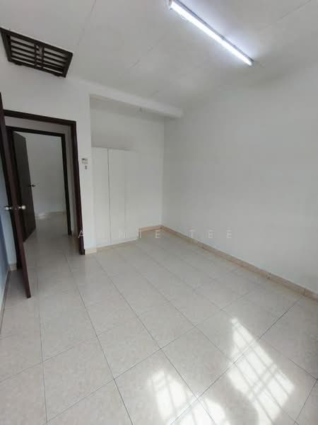Rumah Teres 2 Tingkat untuk Disewa di Taman Bestari Indah (Ulu Tiram) - Annie Tee - PropertyGuru.com.my