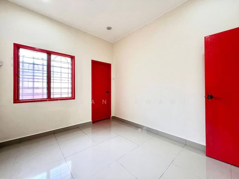 2-storey Terraced House for Sale in Taman Pelangi Semenyih (Semenyih) - Fauran Nawawi - PropertyGuru.com.my