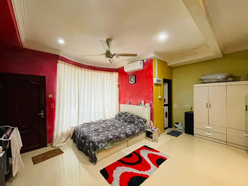 2-storey Terraced House for Sale in Bandar Puncak Alam (Puncak Alam) - Syed Abdullah - Bedroom - PropertyGuru.com.my