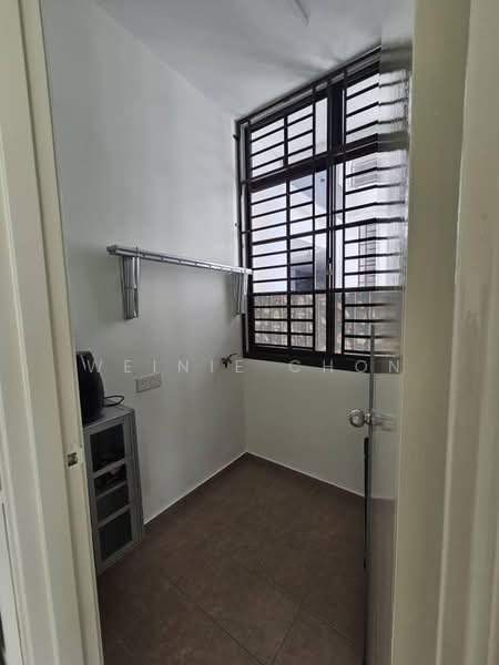 Service Residence for Sale at D'Summit Residences - Weinie Chon - PropertyGuru.com.my