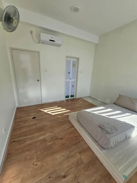 Service Residence for Sale at D'Summit Residences - Weinie Chon - PropertyGuru.com.my