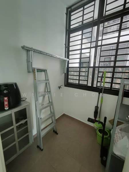 Service Residence for Sale at D'Summit Residences - Weinie Chon - PropertyGuru.com.my