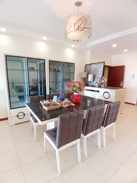 Apartment for Sale at Molek Pine 2 - Vic Lim - PropertyGuru.com.my