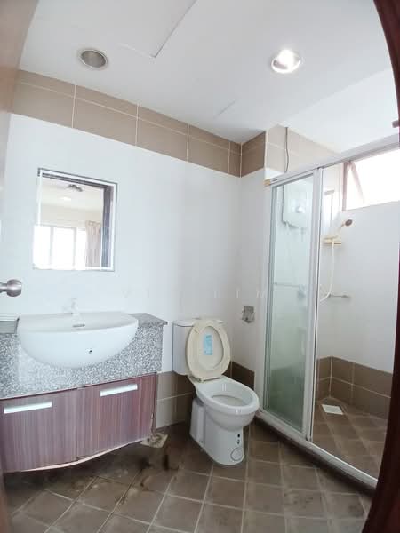 Apartment for Sale at Molek Pine 2 - Vic Lim - PropertyGuru.com.my