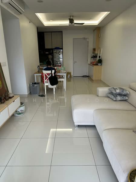 Servis Apartment untuk Dijual di The Amber Residence @ TwentyFive.7 - Shirley Loo - Living Room - PropertyGuru.com.my
