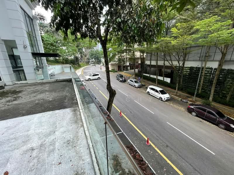 Shop for Rent in Bukit Ceylon (KL City Centre) - Jessy Chye - Exterior - PropertyGuru.com.my