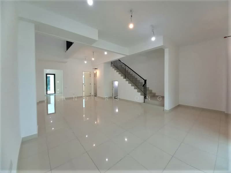 Rumah Teres untuk Dijual di Bandar Cassia (Batu Kawan) - Anders Ong - Living Room - PropertyGuru.com.my