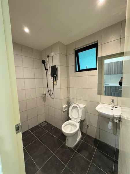 Servis Apartment untuk Disewa di Edusphere - Alex Seow - Bathroom - PropertyGuru.com.my