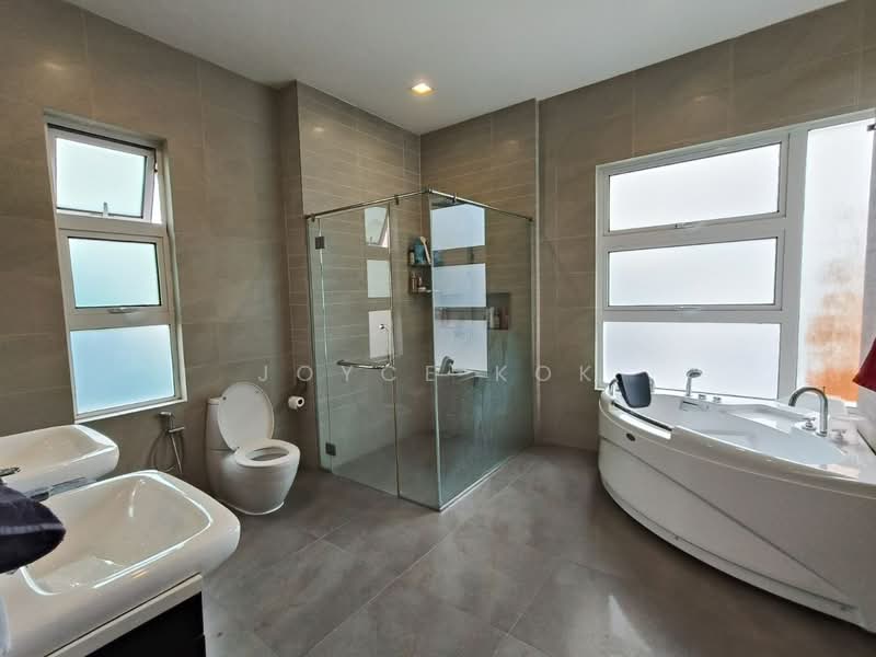 Bungalow for Sale in Puchong (Selangor) - Joyce Kok - Bathroom - PropertyGuru.com.my