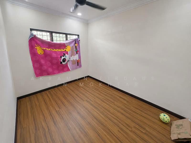 1-storey Terraced House for Sale in Bandar Putra Permai (Seri Kembangan) - Akramin Firdaus Bin Mokhtar - PropertyGuru.com.my