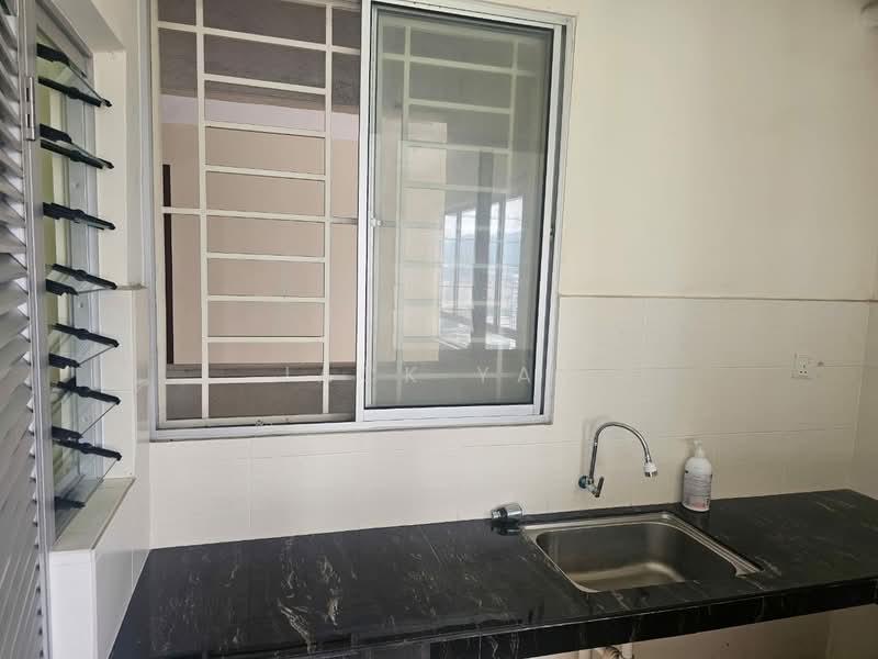 Service Residence for Sale at Platinum Lake PV 21 - Jack Yap - Kitchen - PropertyGuru.com.my