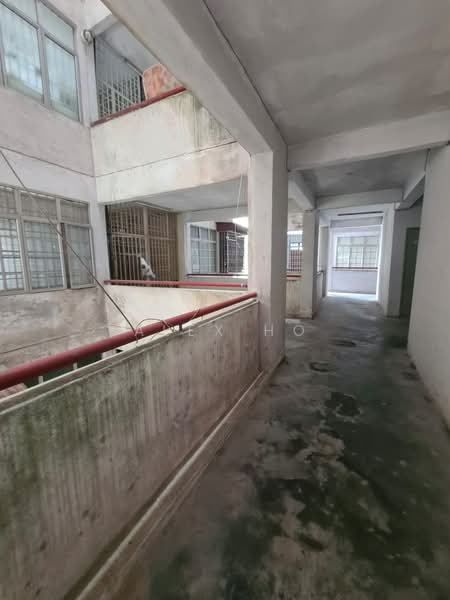 Kondominium untuk Dijual di Mutiara Condominium - Alex Ho - Corridor - PropertyGuru.com.my