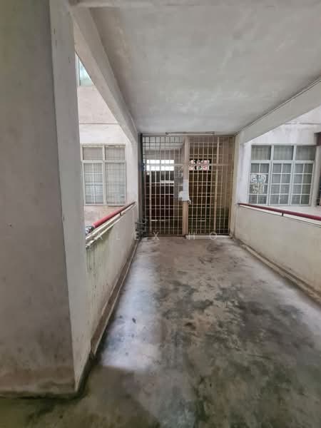 Kondominium untuk Dijual di Mutiara Condominium - Alex Ho - Corridor - PropertyGuru.com.my