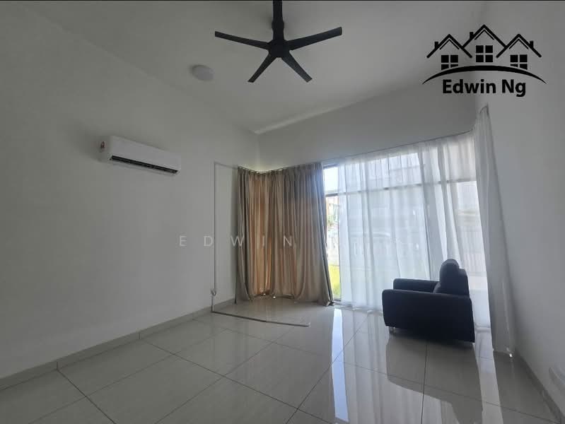 Rumah Banglo untuk Disewa di Taman Bukit Minyak (Bukit Minyak) - Edwin Ng - Living Room - PropertyGuru.com.my