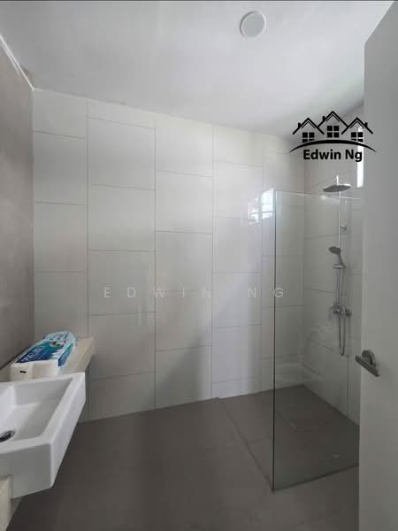 Rumah Banglo untuk Disewa di Taman Bukit Minyak (Bukit Minyak) - Edwin Ng - Bathroom - PropertyGuru.com.my