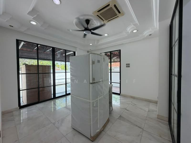 Bungalow for Sale in Ara Damansara (Selangor) - Reena Sarif - Living Room - PropertyGuru.com.my