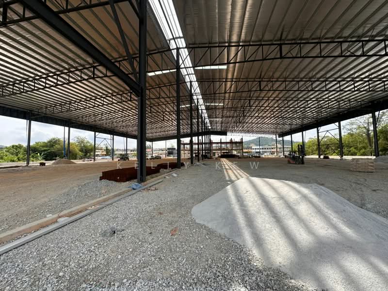 Kilang untuk Disewa di Bukit Beruntung (Selangor) - Kelly Kew - Exterior - PropertyGuru.com.my