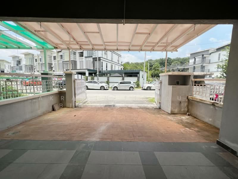3-storey Terraced House for Sale in Sungai Buloh (Selangor) - Akramin Firdaus Bin Mokhtar - PropertyGuru.com.my
