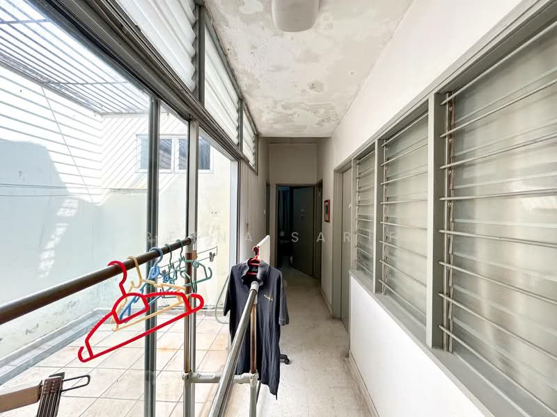 Rumah Teres 1 Tingkat untuk Dijual di Taman Tun Dr Ismail (Kuala Lumpur) - Reena Sarif - Corridor - PropertyGuru.com.my