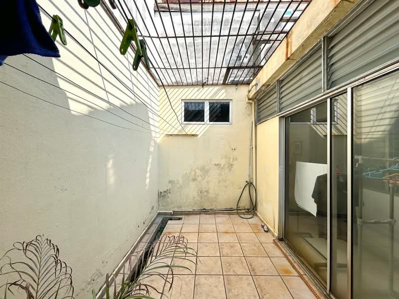 Rumah Teres 1 Tingkat untuk Dijual di Taman Tun Dr Ismail (Kuala Lumpur) - Reena Sarif - Exterior - PropertyGuru.com.my