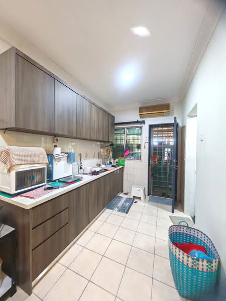Rumah Bandar untuk Disewa di Taman Sungai Besi Indah (Seri Kembangan) - Chin Chee Meng - PropertyGuru.com.my