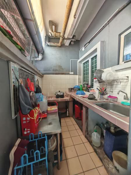 Rumah Bandar untuk Disewa di Taman Sungai Besi Indah (Seri Kembangan) - Chin Chee Meng - PropertyGuru.com.my