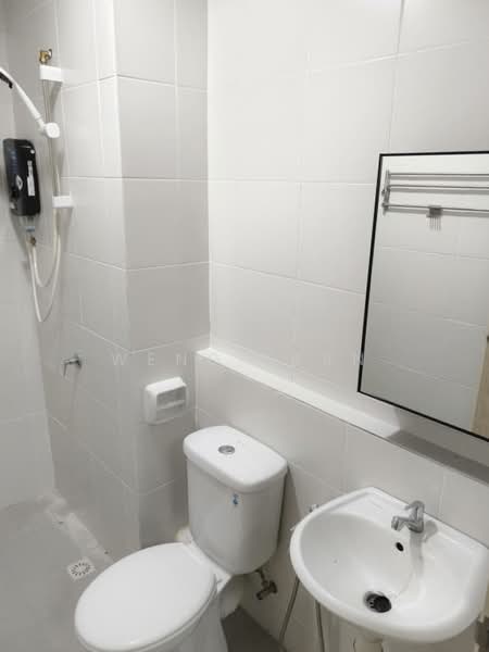 Kondominium untuk Disewa di Ideal Residency - Weng Sern - Bathroom - PropertyGuru.com.my
